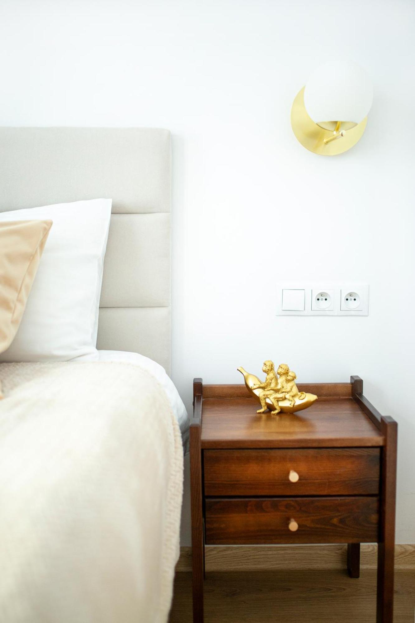 Unique Style Apartments Old Town - 25 Min From The Airport - By Homelike Красков Екстериор снимка